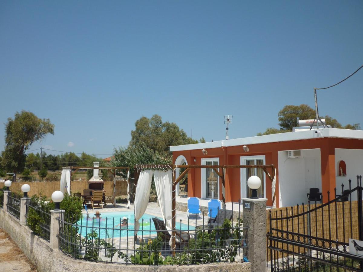 Estate "Tsoukalas Group" Ambelokipoi  エクステリア 写真